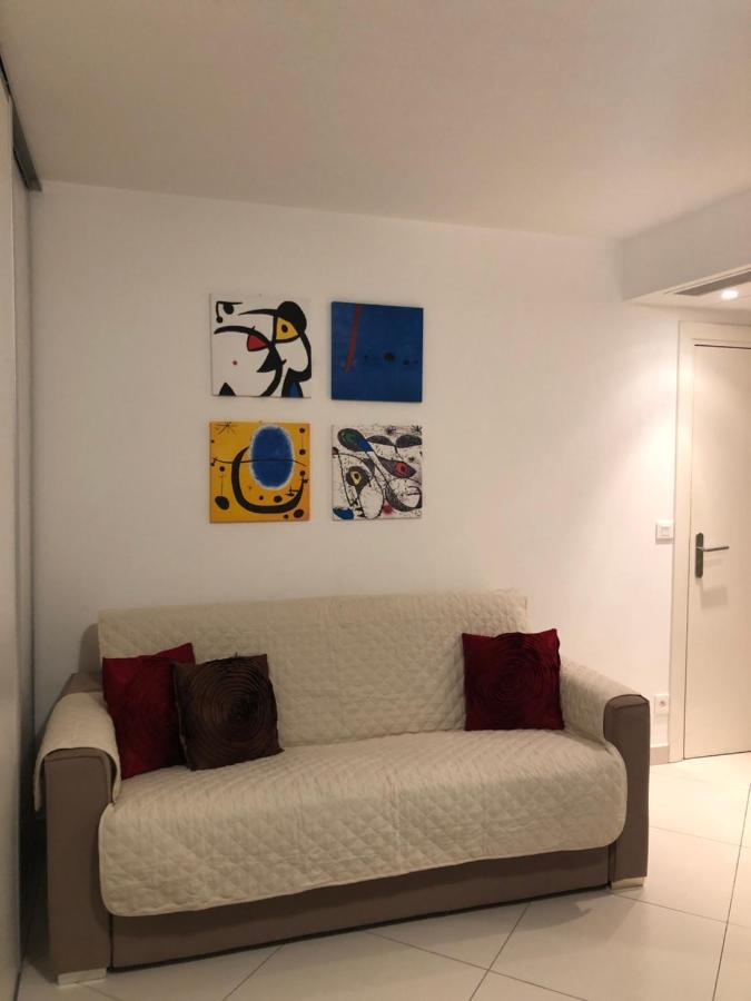 Apartment West Bay